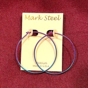 Brilliant Peacock color hoop earrings